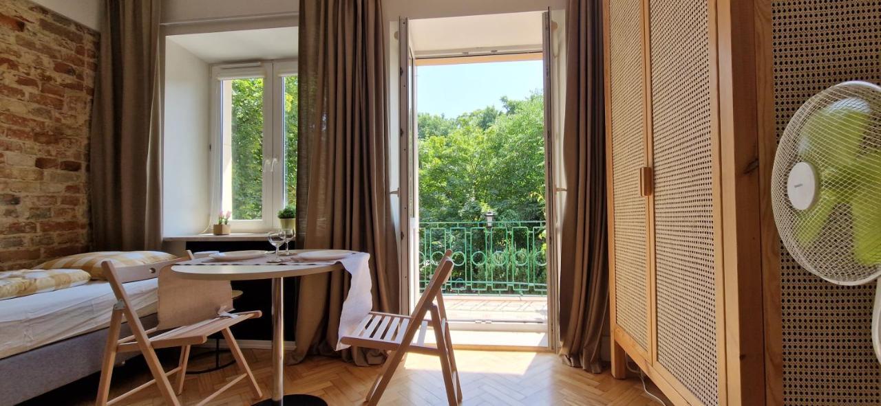 Labo Apartment Mariensztat Варшава Екстериор снимка
